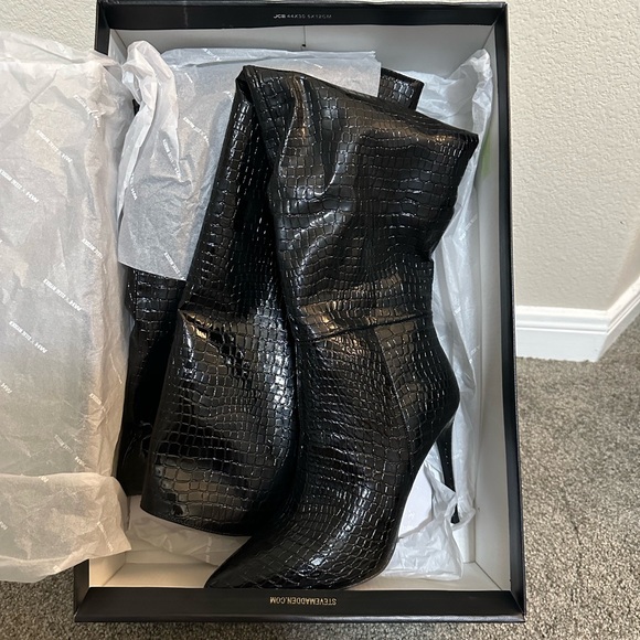 Steve Madden Winnie Harlow Over The Knee Boots - Picture 2 of 5